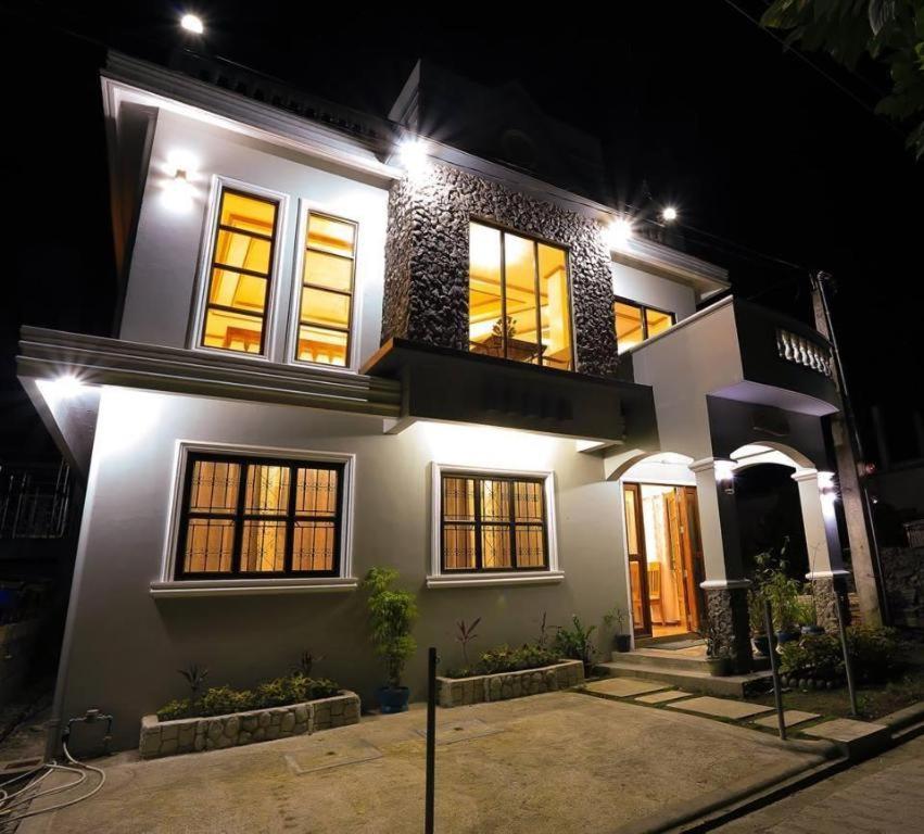 Hillside Villa Basco Exterior photo